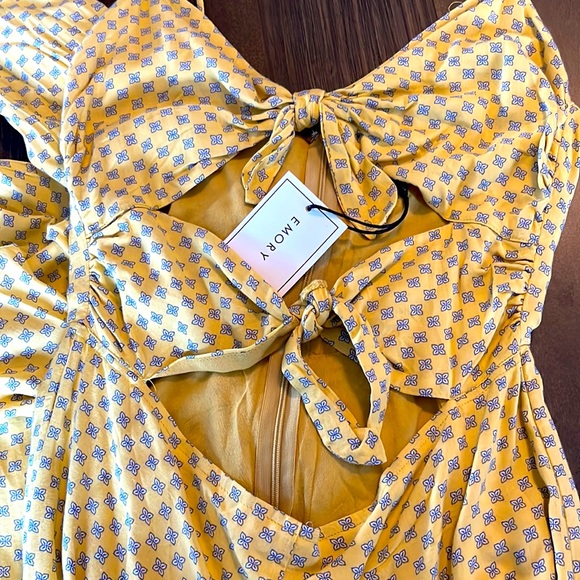 NWT Emory Park yellow jumpsuit with two tie front large medium - Picture 5 of 8